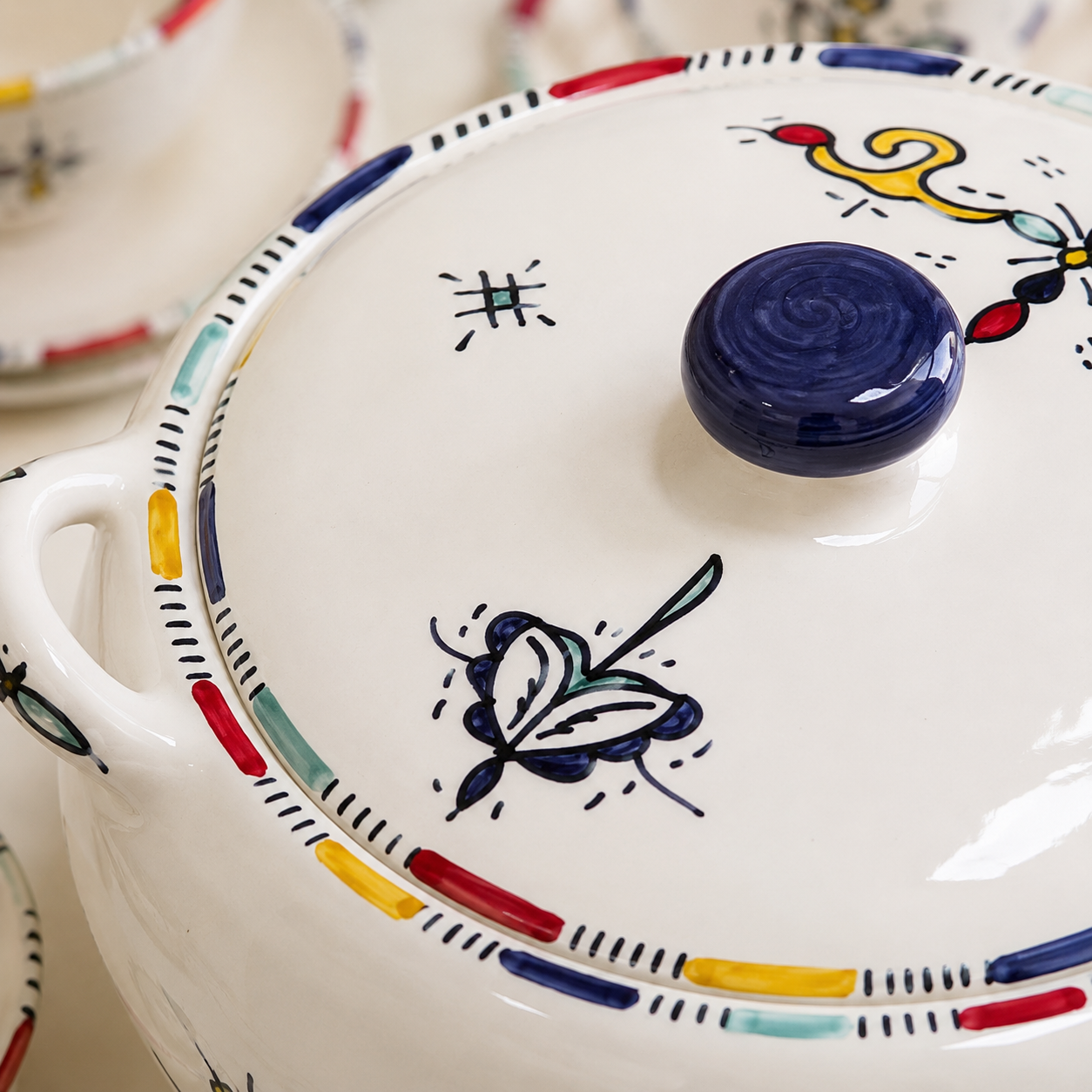 Service à Soupe Marocain Multicolore Artisanal en Argile Blanche