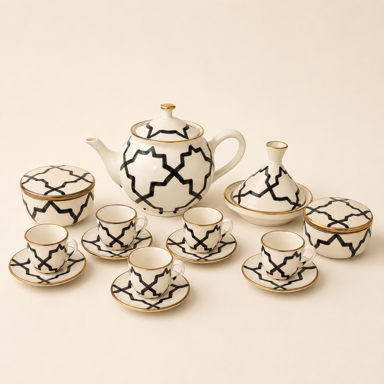 Service Thé & Café Marocain à Motifs Géométriques et Finitions Dorées