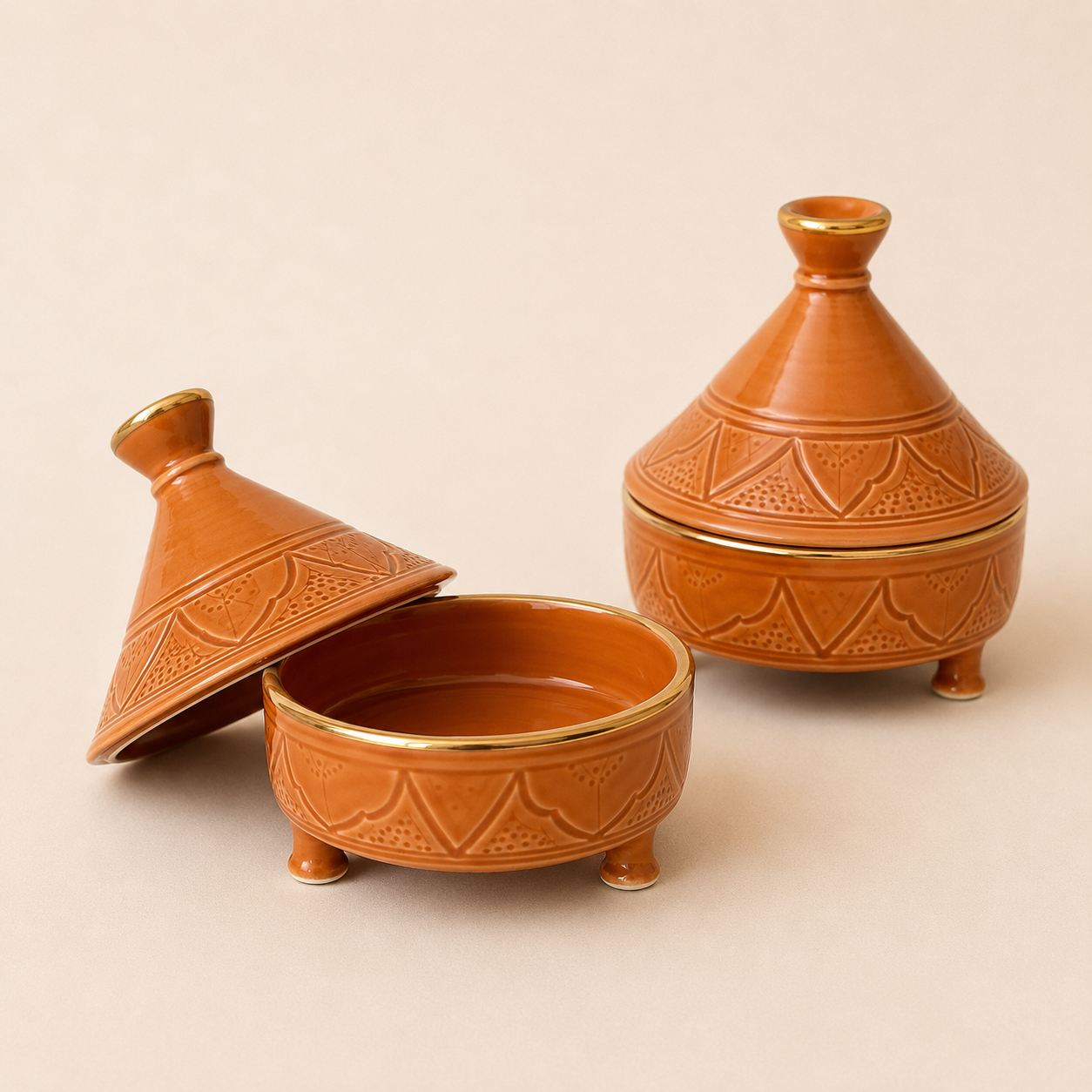 Bonbonnière Marocaine en Argile Blanche Artisanale et Finition Dorée