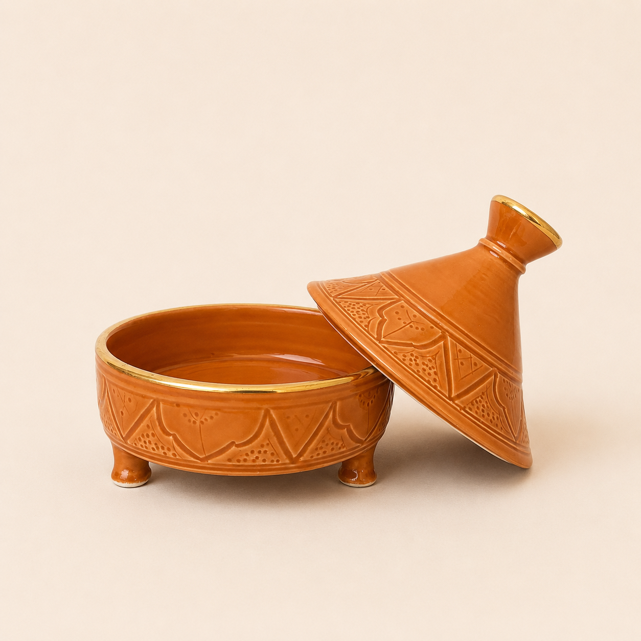 Bonbonnière Marocaine en Argile Blanche Artisanale et Finition Dorée