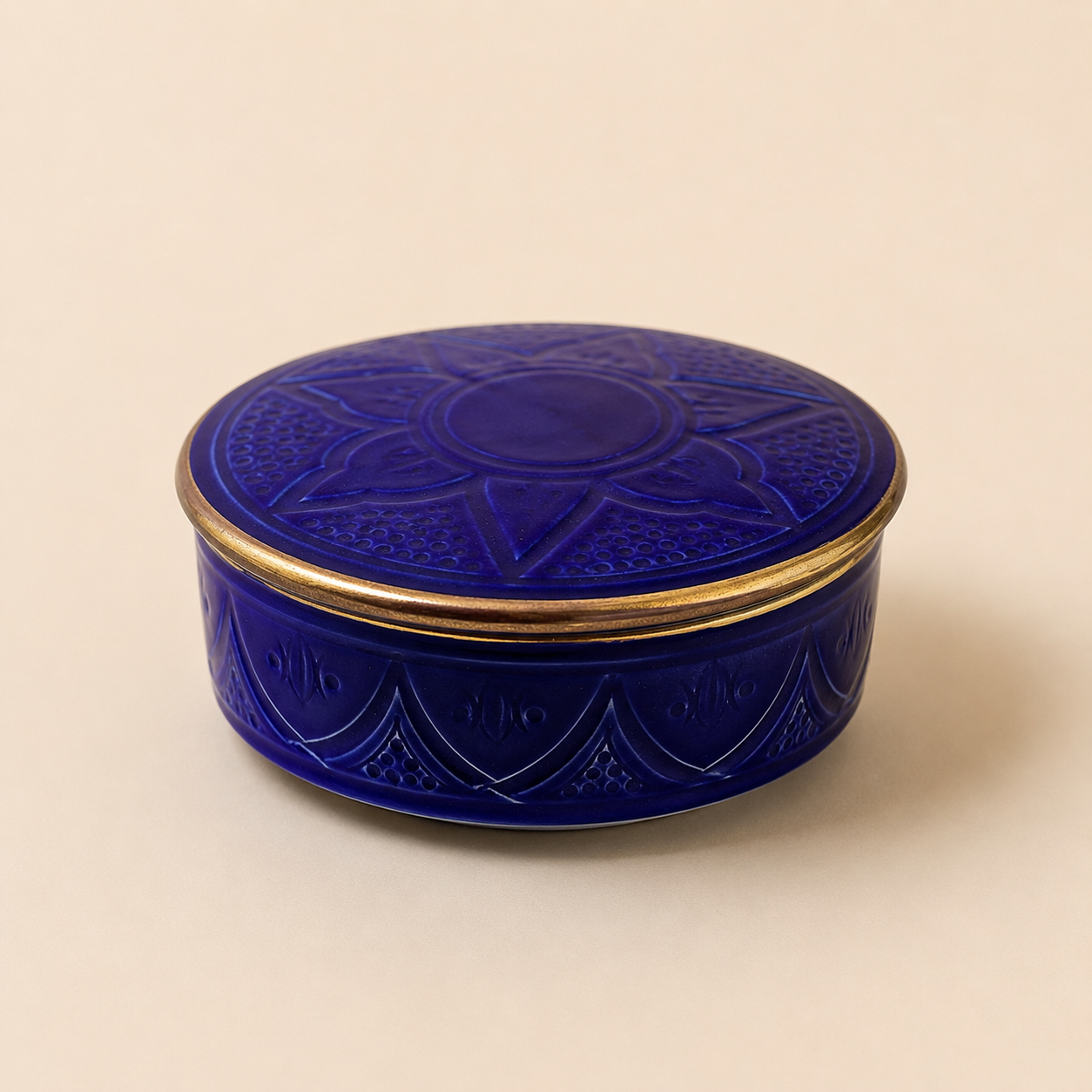 Bonbonnière Artisanale Marocaine Relief Doré