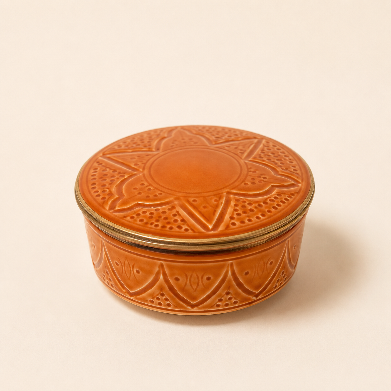 Bonbonnière Artisanale Marocaine Relief Doré