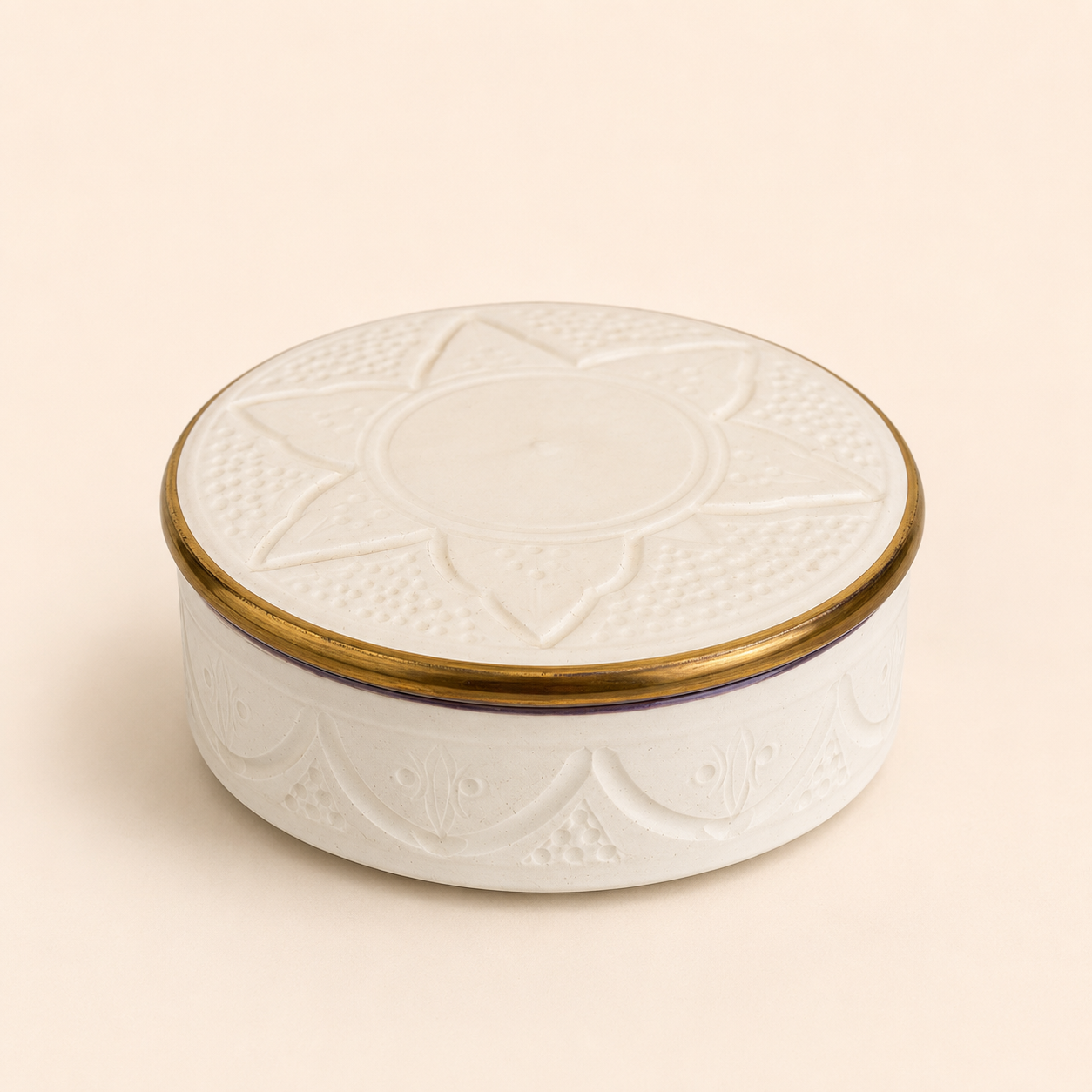 Bonbonnière Artisanale Marocaine Relief Doré