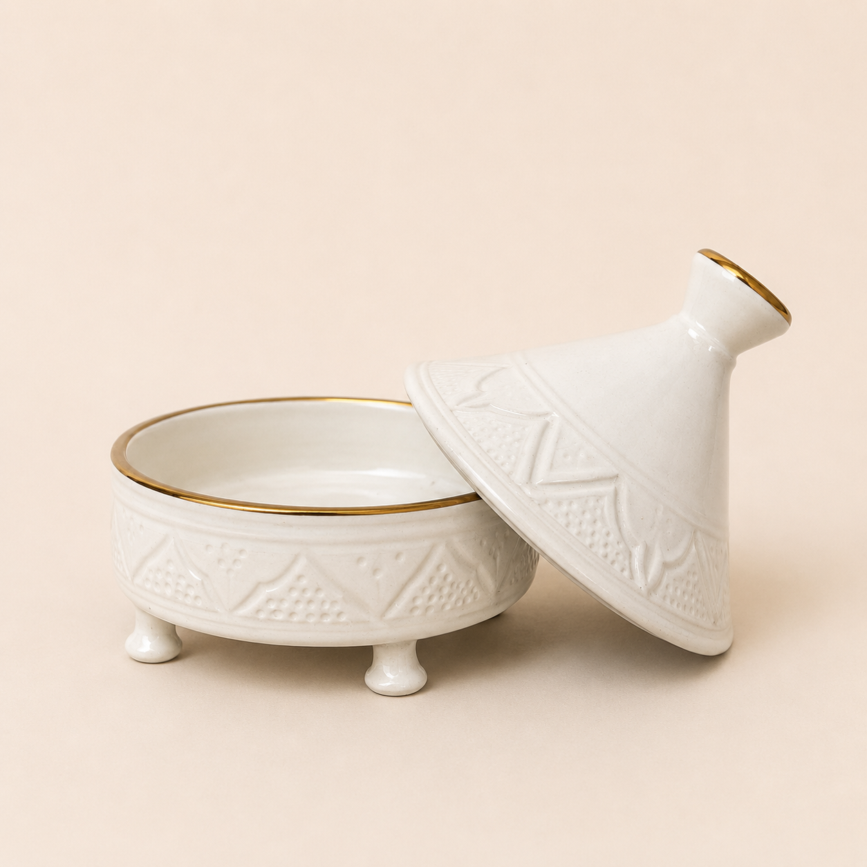 Bonbonnière Marocaine en Argile Blanche Artisanale et Finition Dorée