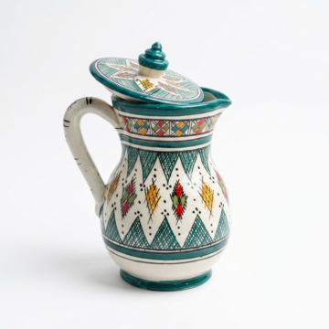 Carafe avec Couvercle en Céramique Artisanale — Décor Berbère Vert & Multicolore